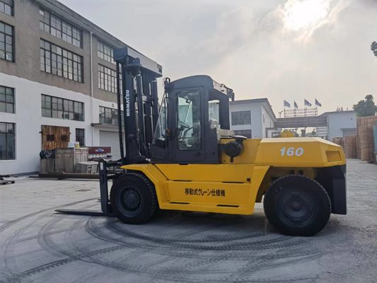Top- tweedehands Komatsu FD160 met dieselmotor en 1150 mm vorklengte