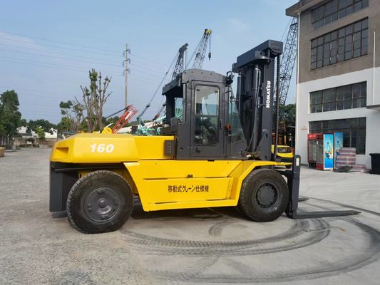 Top- tweedehands Komatsu FD160 met dieselmotor en 1150 mm vorklengte