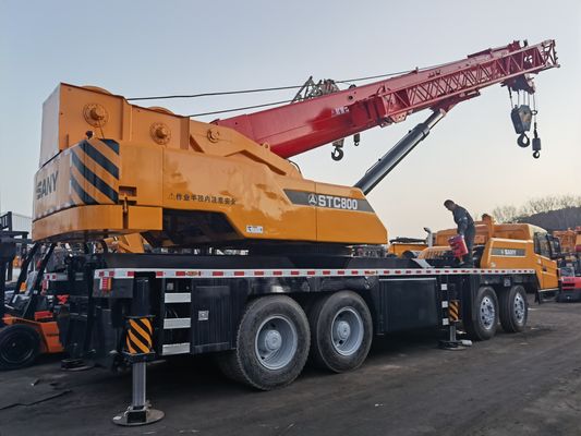 SANY STC800 80 ton mobiele auto kraan Gebruikte bouwmachine Alle terreinen mobiele kraan