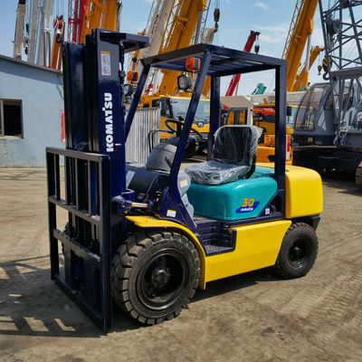 90% KOMATSU FD30 vorklift handmatige voedingsbron bij Longhua met FD40 FD50 FD70