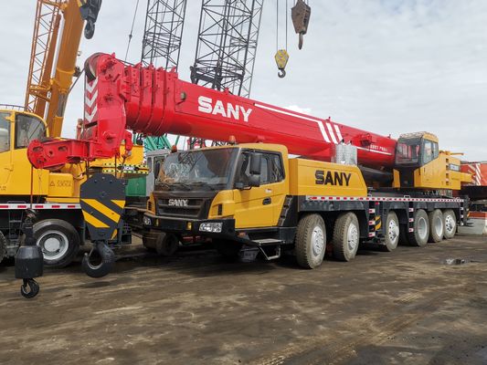 100 ton SANY STC1000 vrachtwagenkraan met een capaciteit van 220 ton en originele hydraulische klep