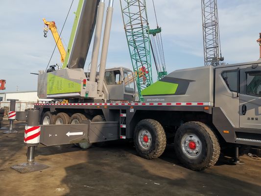 Gemaakt ZTC1500 150 ton zware aanhangwagen telescopische vrachtwagen kraan met max. hefhoogte 42m