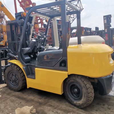 Beste keuze voor bouwmaterialen winkels Gebruikte Komatsu vorklift FD25 FD30 FD40 FD50