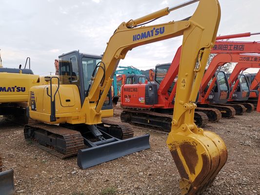 5000 KG 65KM 2022 Komatsu Pc56-7 Digger Gebruikte 5 ton mini graafmachine in Shanghai