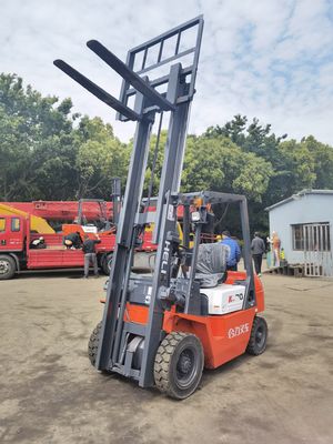 Voedsel- en drankwinkels Gebruikte Heli K20 diesel 2 ton diesel twee mast heftruck binnen het budget