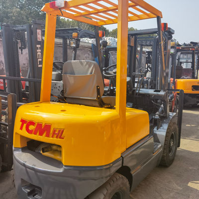 TCM FD20 T5 3 ton vorkheftruck voor multifunctionele routine vorkbreedte in gebruik