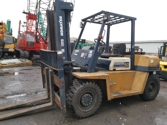 product Japan gemaakt in Japan Gebruikte Komatsu 5 ton vorkheftrucks FD50 5 ton vorkheftruck in Japan