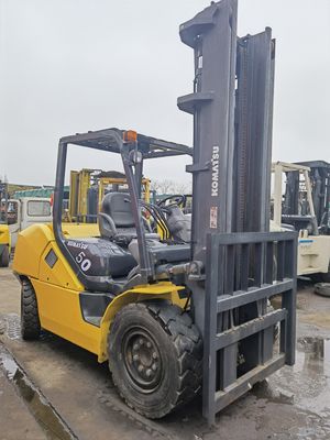 Shanghai Instock Komatsu FD50-10 5ton Vorklift met 2,5ton 3ton 3,5ton 5ton 7ton 15ton