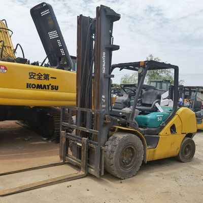 5ton vorklift Komatsu FD50-10 FD50-7 FD50 met handmatige krachtbron en in goede staat
