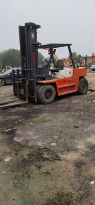 Goed gebruikte TCM FD70 vorkheftruck 7000 kg gewicht Diesel motor krachtbron