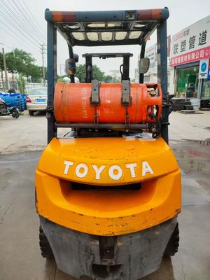 2012 Toyota 7F25 LPG vorklift met Japanse motor en benzine motor 2,5 ton