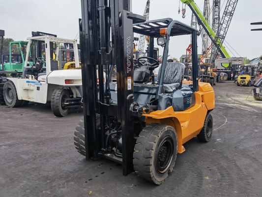 Chinese 4 ton vorkheftruck 5 ton diesel vorkheftruck met 5000 kg gewicht en benzinemotor