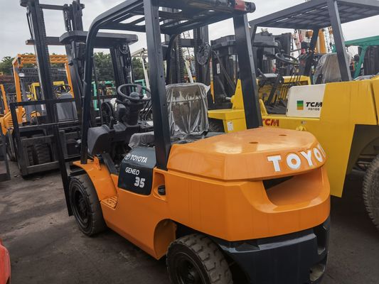 Gebruikte Toyota 3,5 ton FD35 Diesel vorklift in Shanghai werf met 3500 kg Vork Breedte