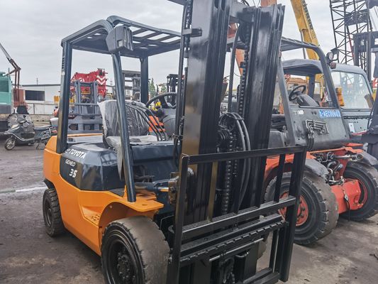 Gebruikte Toyota 3,5 ton FD35 Diesel vorklift in Shanghai werf met 3500 kg Vork Breedte