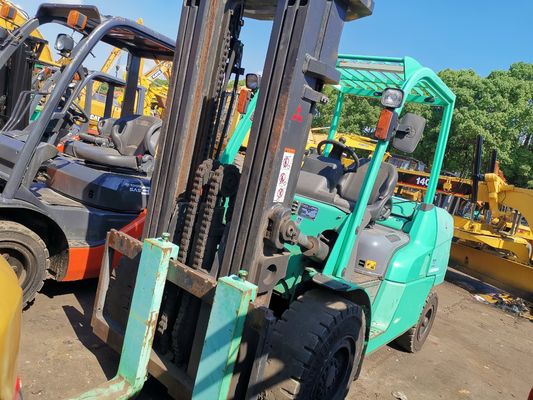 5.5 ton MITSUBISHI Diesel vorklift met 180 mm vorkbreedte uit Japan in goede staat