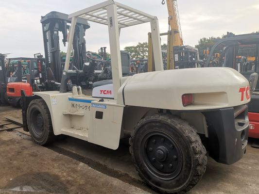 10 ton TCM vorklift FD100 met dieselmotor in Shanghai Japan Gebruikte en kledingwinkels
