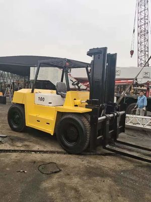 10 ton TCM vorklift fd100 in Shanghai Versatile voor toepassingen in voedsel- en drankenindustrie