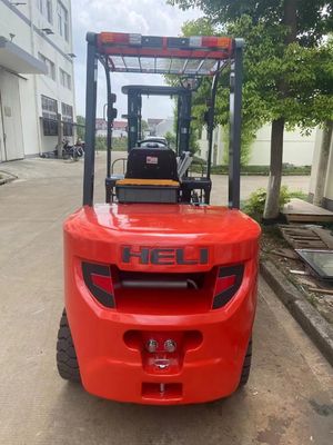 Shanghai Heli 3T Vorklift CPC D 30 5T 7T 10T Algemene afmetingen 2600*1150*2055