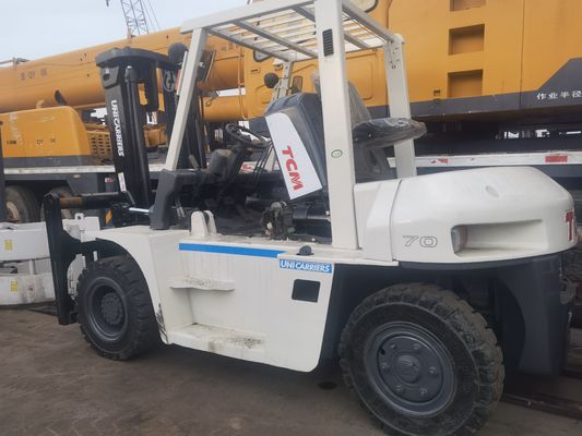 TCM FD70 7-10 ton vorkheftruck met dieselmotor en gewone vorklengte in Shanghai Yard