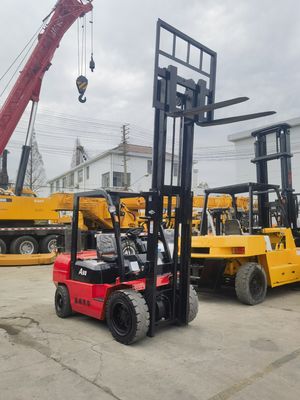 Uitstekende staat Hangzhou A30 3 ton Mini Diesel Vorklift voor kleine bedrijven