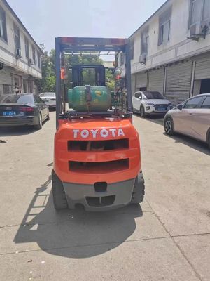 3t Toyota vorkheftruck met zijdelingse schakelaar en cilinder FDZN30 LP gasmotor Komatsu TCM Misubishi