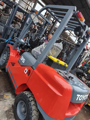 3.5 ton 3 ton 5 ton Vorklift FD30 Toyota Vorklift Japan Originele twee en drie Gantry 3m 4.5m