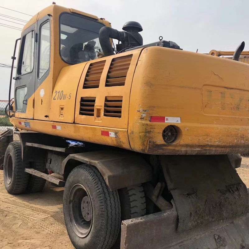 Hyundai 210W Heavy Duty Wheeled Excavator in uitstekende staat met originele motor