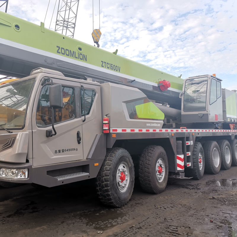 Gemaakt ZTC1500 150 ton zware aanhangwagen telescopische vrachtwagen kraan met max. hefhoogte 42m