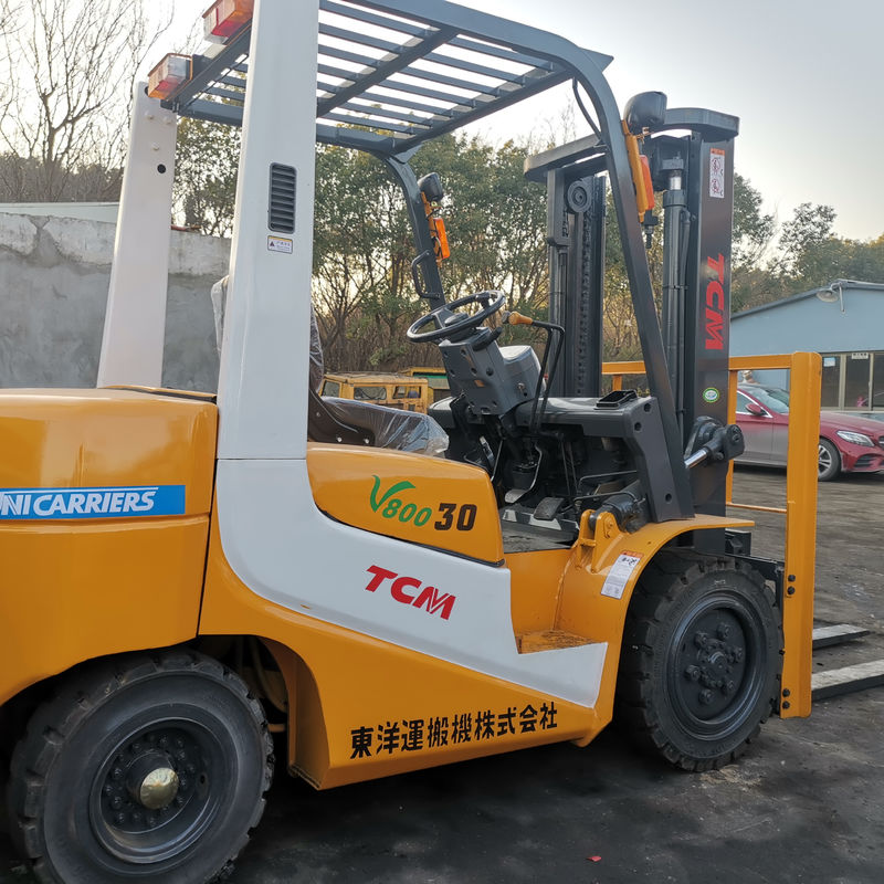 Toegankelijke TCM FD30T6 vorklift met een capaciteit van 3 ton voor de detailhandel en de bouw