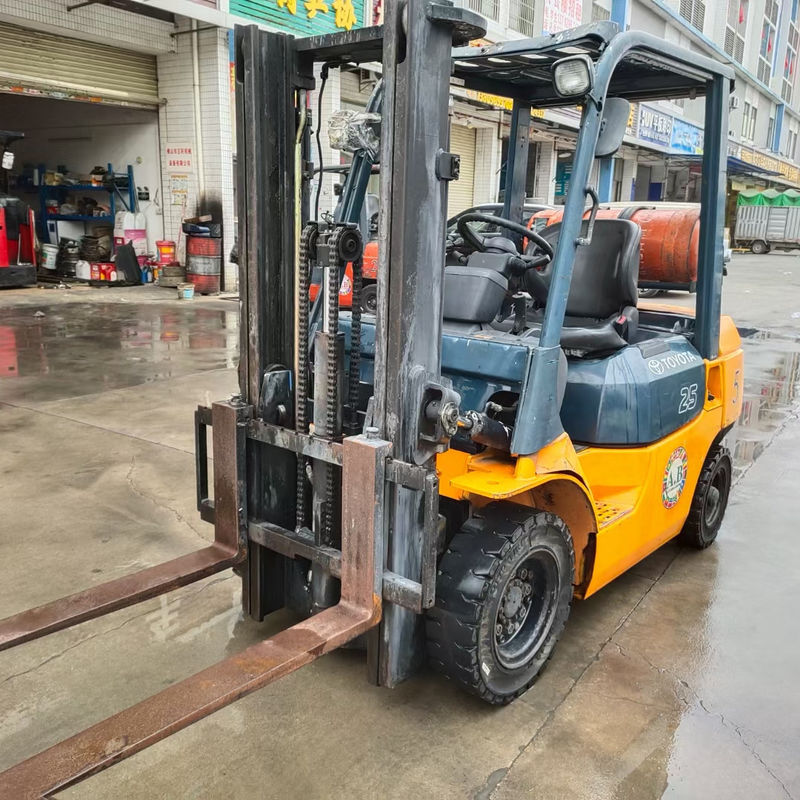 Benzinemotor Energiebron Japan 2,5 ton 3 ton Gebruikte Toyota vorklift Diesel FD30 FD50 Elektrische vorklift