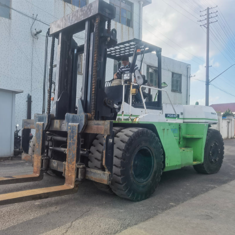 24 ton Japan Komatsu FD240 vorkheftruck voor het verwerken van materialen in magazijn Japan Stock