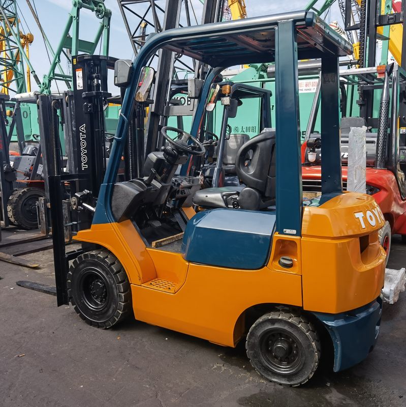 1500 kg Toyota 7FD15 1,5 ton vorkheftruck met zijverschuiving