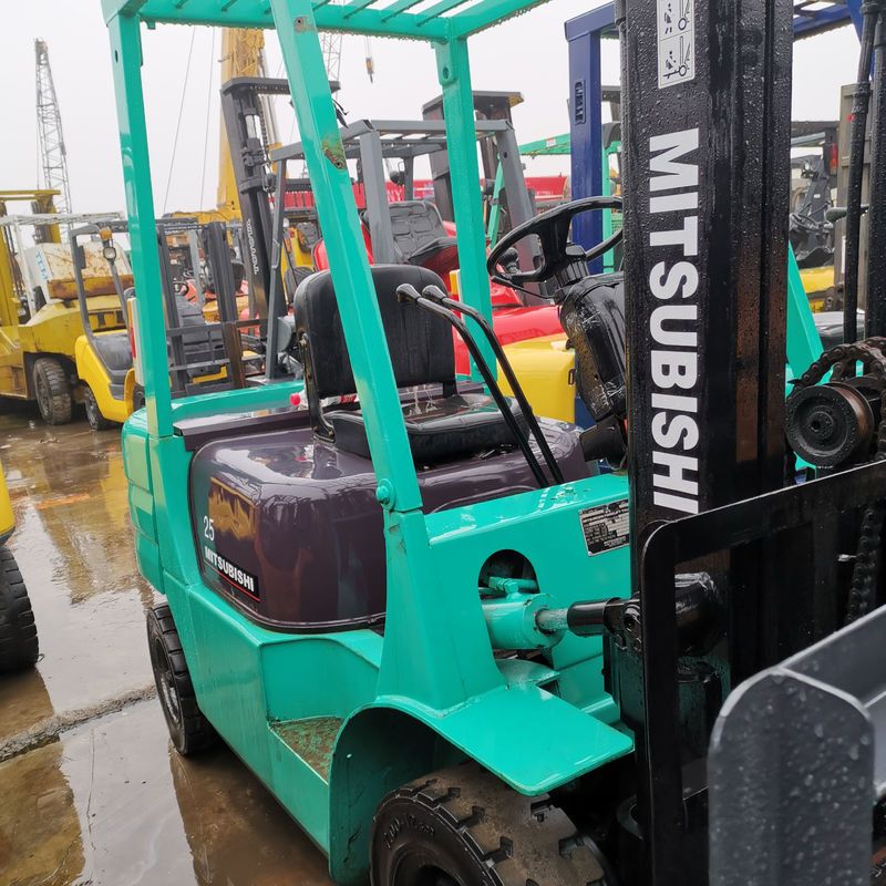 Gebruikte Mitsubishi 2,5 ton vorklift in Shanghai Perfect voor bouwmaterialen winkels