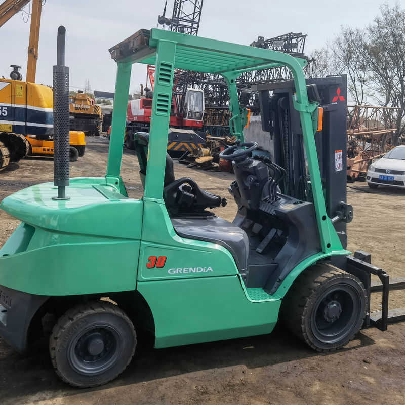 Gebruikte Mitsubishi 3 ton FD50 FD70 FD250 FD300 Diesel vorklift met 180 mm vorkbreedte