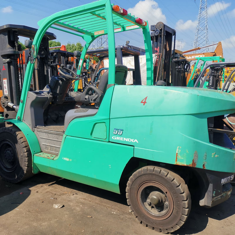 5.5 ton MITSUBISHI Diesel vorklift met 180 mm vorkbreedte uit Japan in goede staat