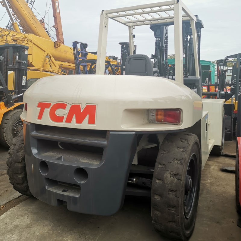 10 ton TCM vorklift FD100 met dieselmotor in Shanghai Japan Gebruikte en kledingwinkels
