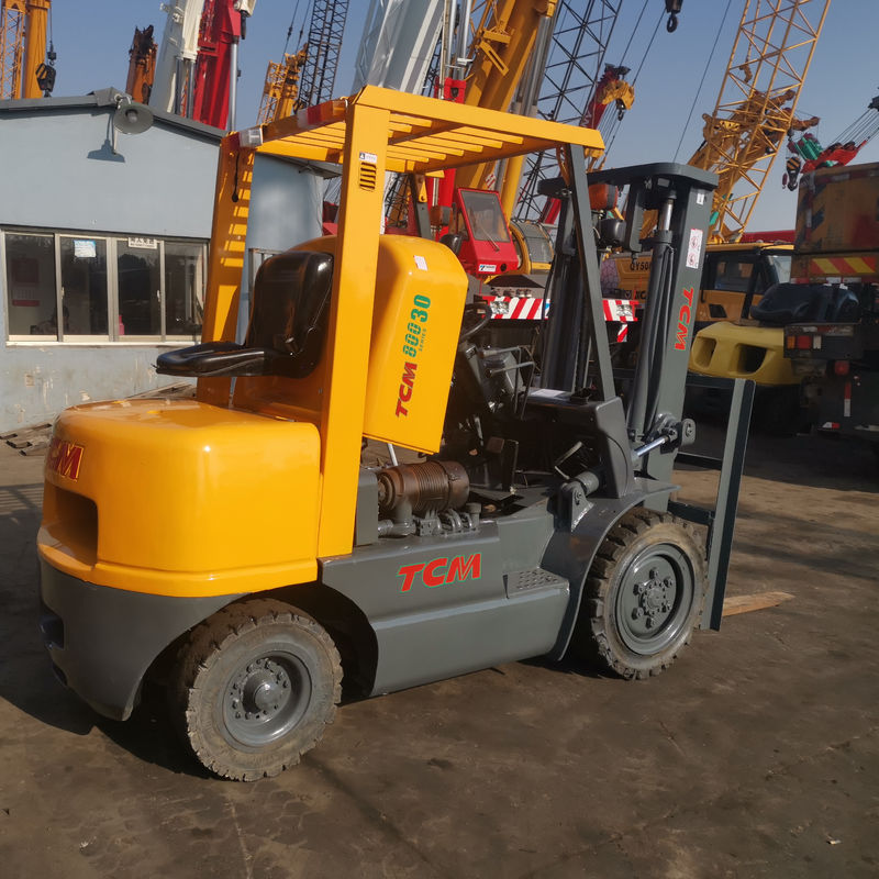 Krachtige TCM Telescopische Diesel FD30 T5 Vorklift 3 Ton 45 ophalen bij Machinery Repair